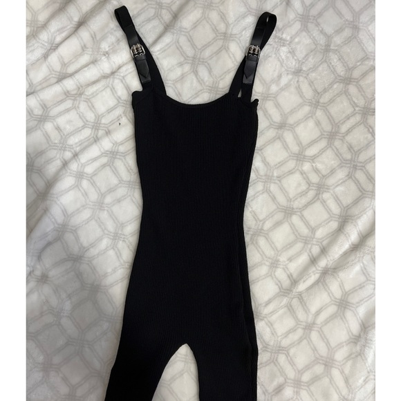 Shorts onsie - Picture 1 of 1